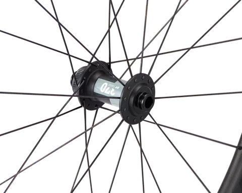 30021-450_WHL_C-38-DISC-WHEELSET-SATIN-CARBON-BLK_FRONT-HUB